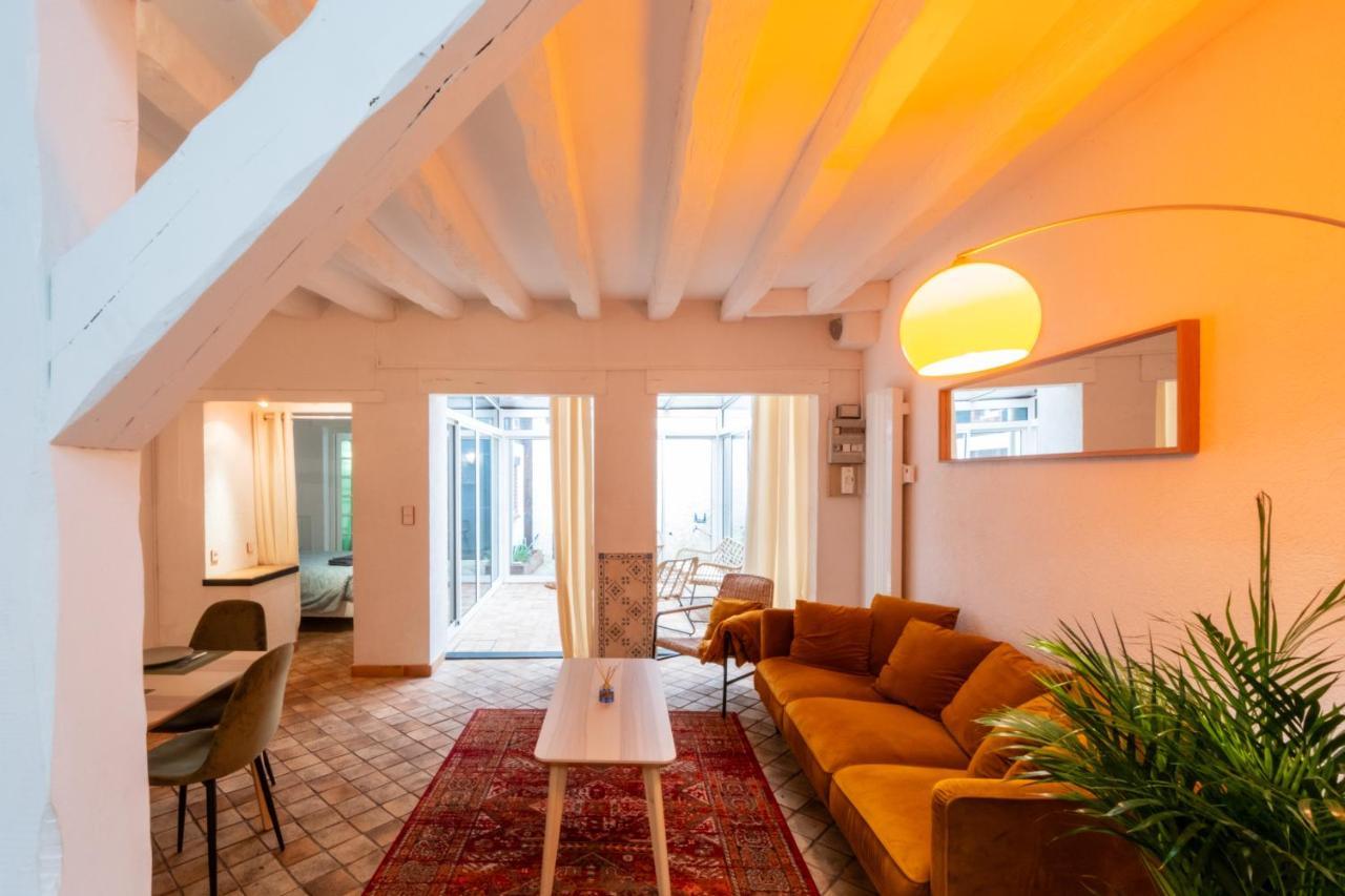 Le Cocon- Atypique Classe 2 Etoiles Gien Exterior photo